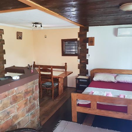 Apartmani Jankovic Врднік Екстер'єр фото