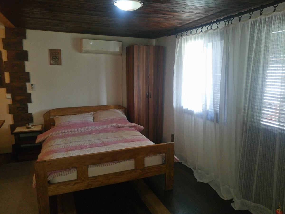 Apartmani Jankovic Врднік Екстер'єр фото