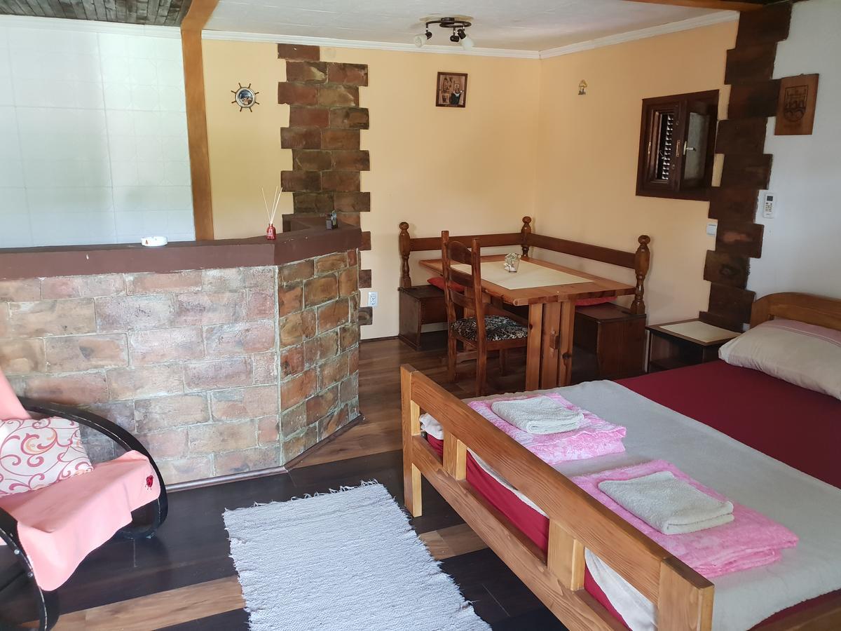 Apartmani Jankovic Врднік Екстер'єр фото
